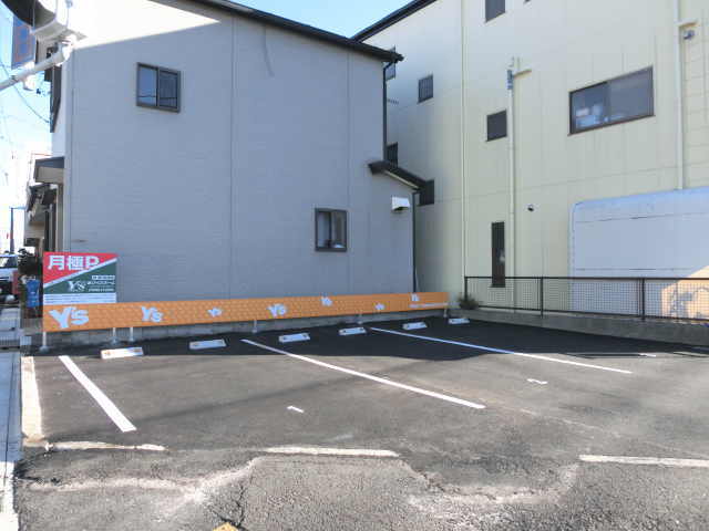 桜　第8 駐車場（ 3台 ）